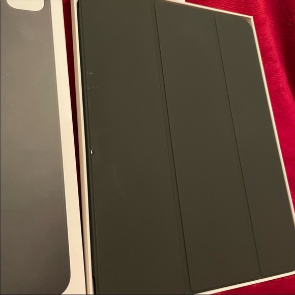 Apple Smart Folio for iPad Pro 11-Inch (3rd Generation) - Black - Picture 10 of 15